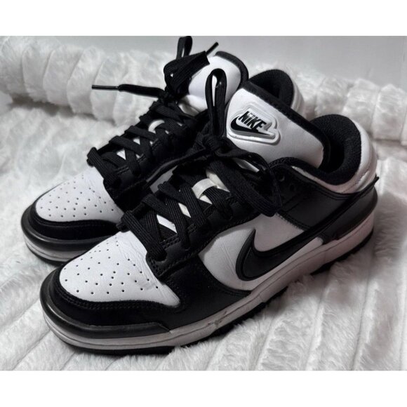 Women’s Sz 7 Nike Dunk Low Twist Panda DZ2794 001 - Picture 1 of 8